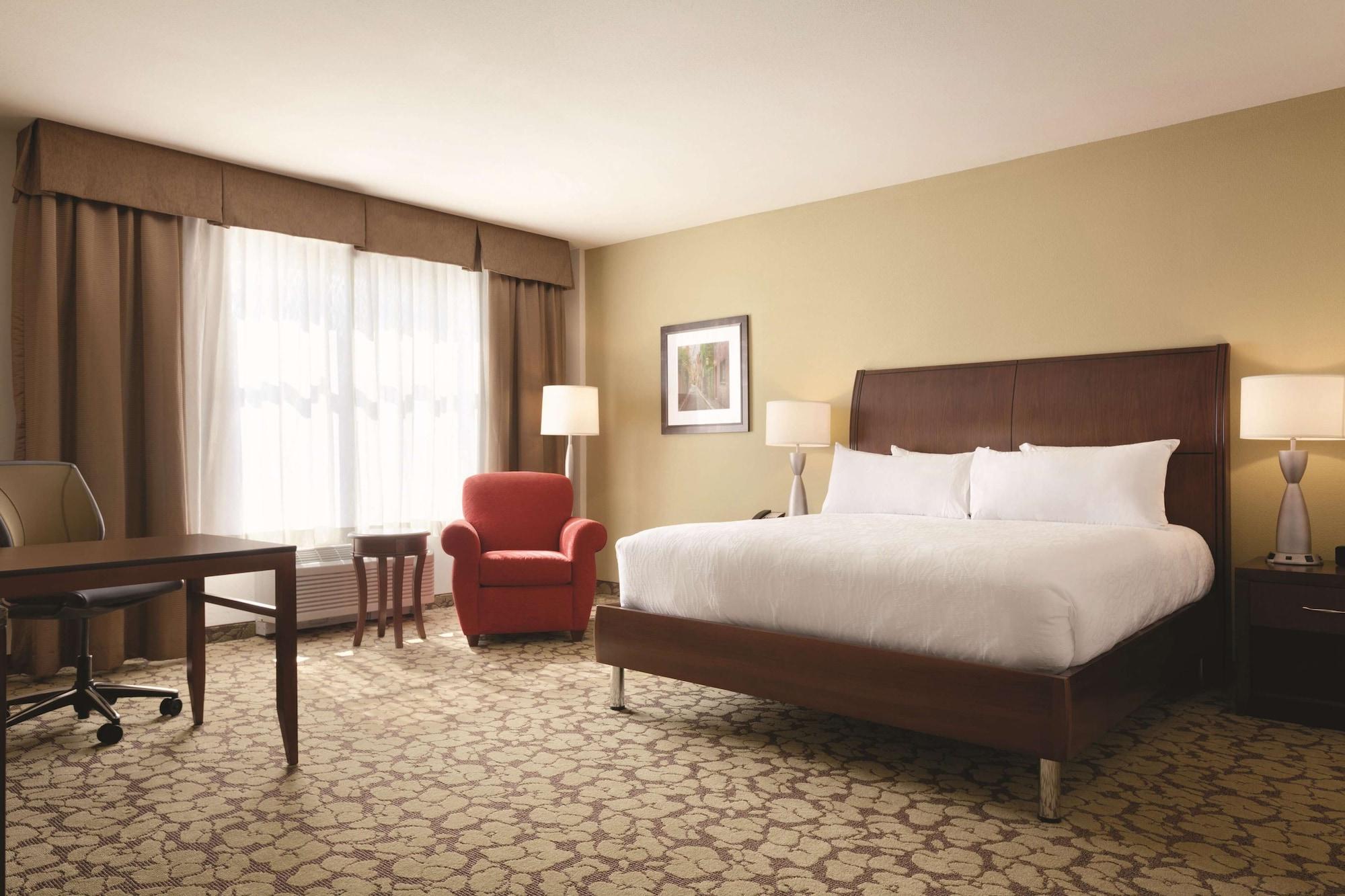 Hilton Garden Inn Boston Logan Airport Extérieur photo