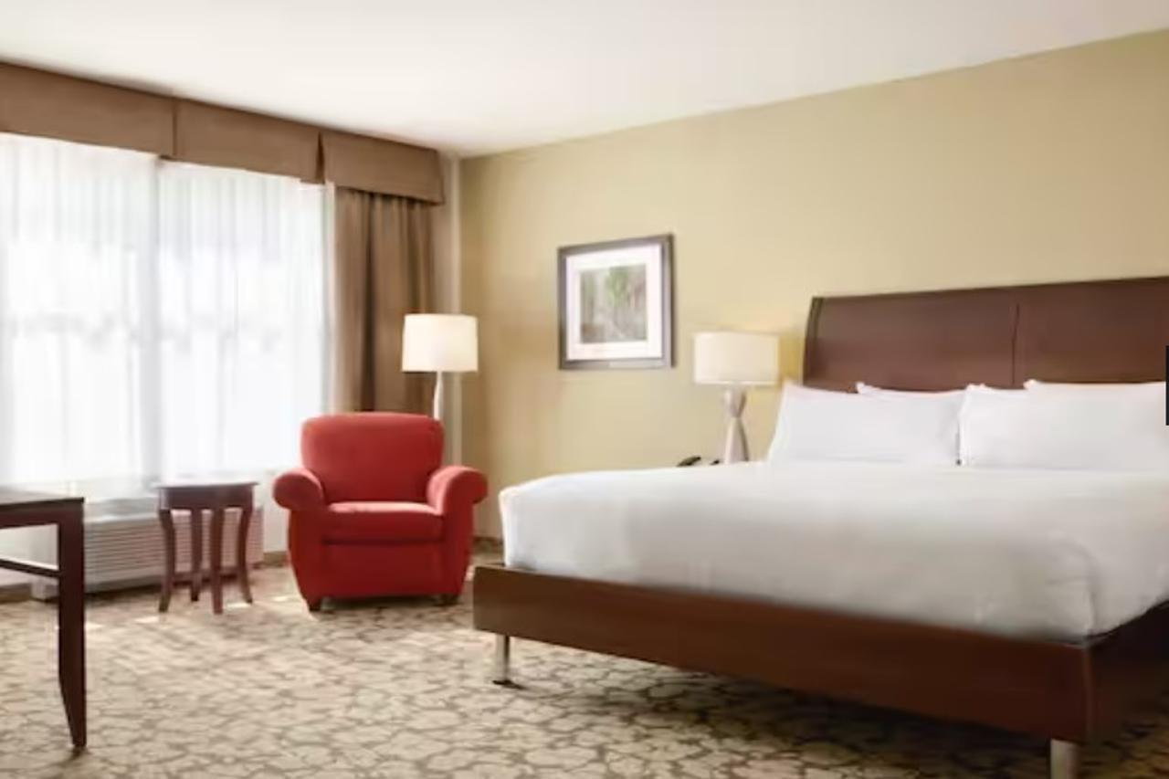 Hilton Garden Inn Boston Logan Airport Extérieur photo