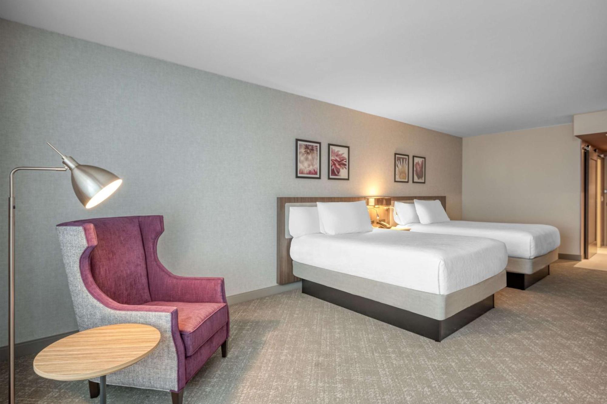 Hilton Garden Inn Boston Logan Airport Extérieur photo