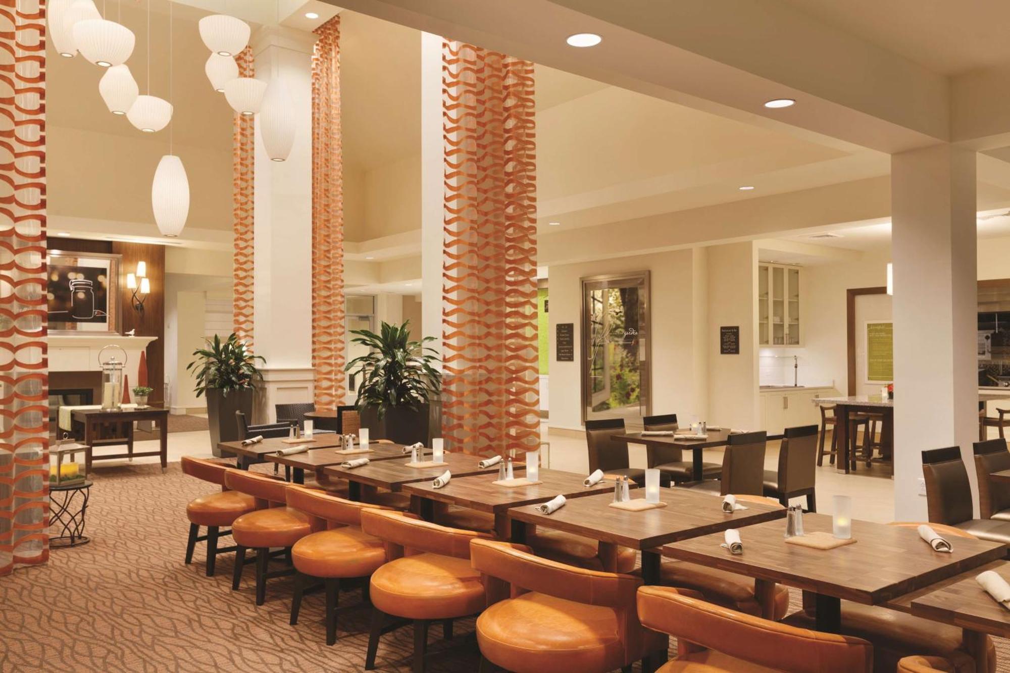 Hilton Garden Inn Boston Logan Airport Extérieur photo