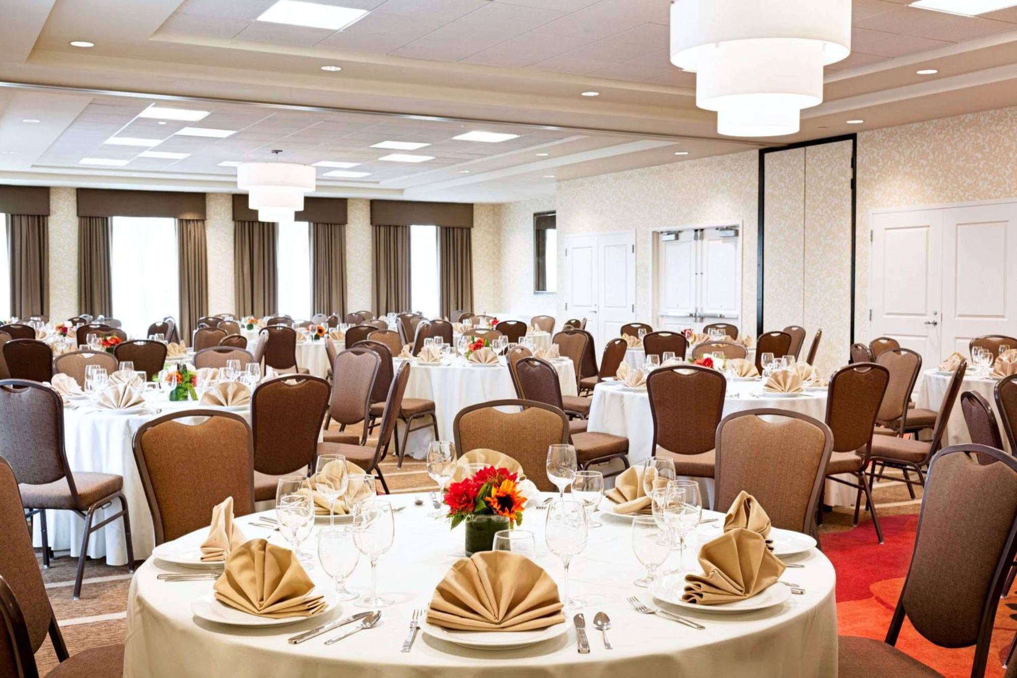 Hilton Garden Inn Boston Logan Airport Extérieur photo