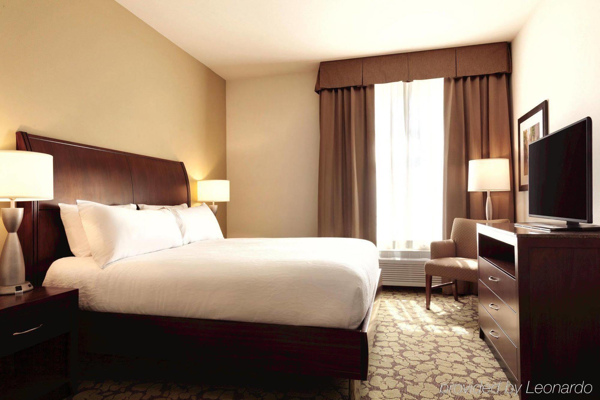 Hilton Garden Inn Boston Logan Airport Extérieur photo